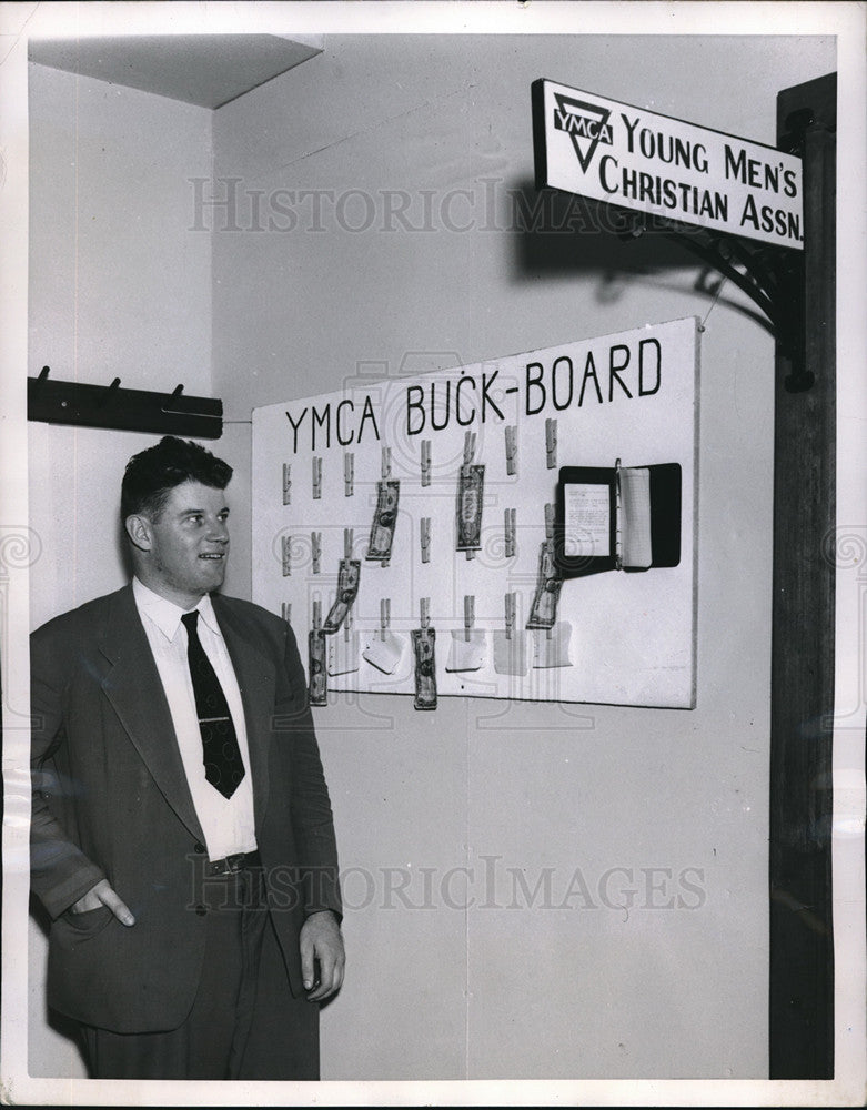 1950 Press Photo M David Riggs YMCA University Of Kansas - neb70872