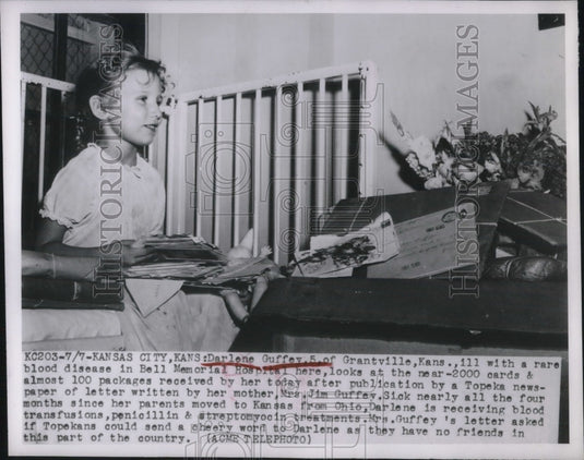 1949 Press Photo Kansas City, Kan. Darlene Guffey with rare blood disease- Historic Images