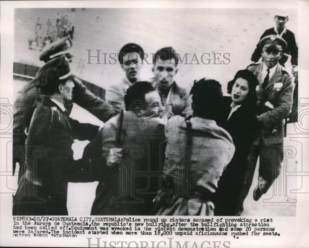 1953 Press Photo Guatamala City, police round up protestors at bull ring- Historic Images