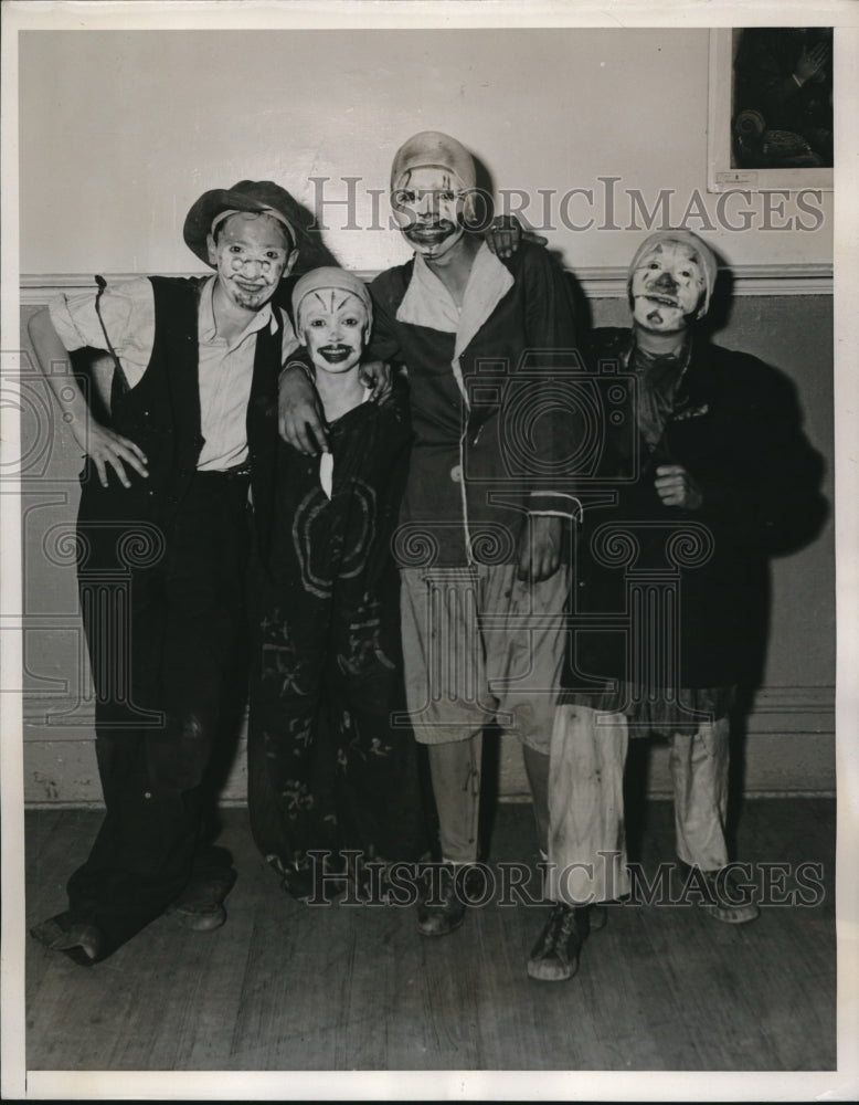 1935 Press Photo Four Children at the Riis House Circus in New York CIty- Historic Images