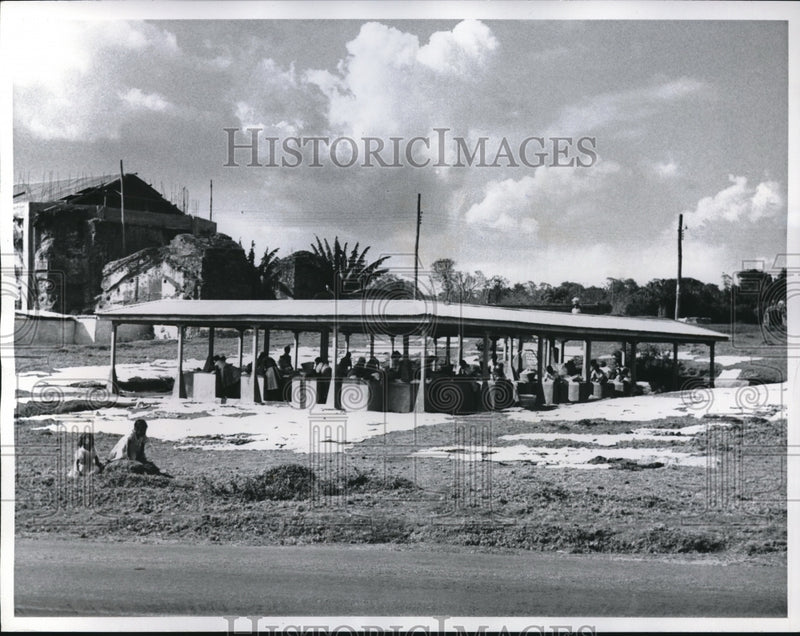 Load image into Gallery viewer, 1960 Press Photo Commercial Laundry Opened in Rural Guatemala

