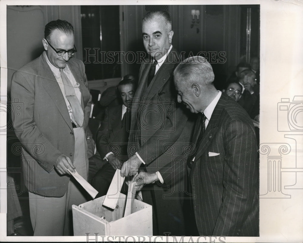 1952 Press Photo Inter-American Press Association Elections for Board Members- Historic Images