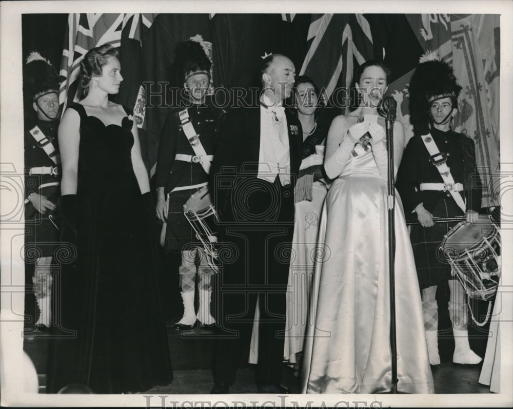 1940 Press Photo Mrs. Wales Latham, Mrs. Hugh Bullock I, Nevile Butler- Historic Images