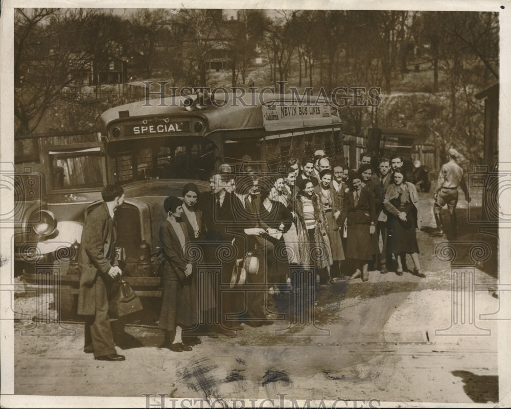 1932 Press Photo 50 Students of Eastern College Expelled from Coal Fields- Historic Images