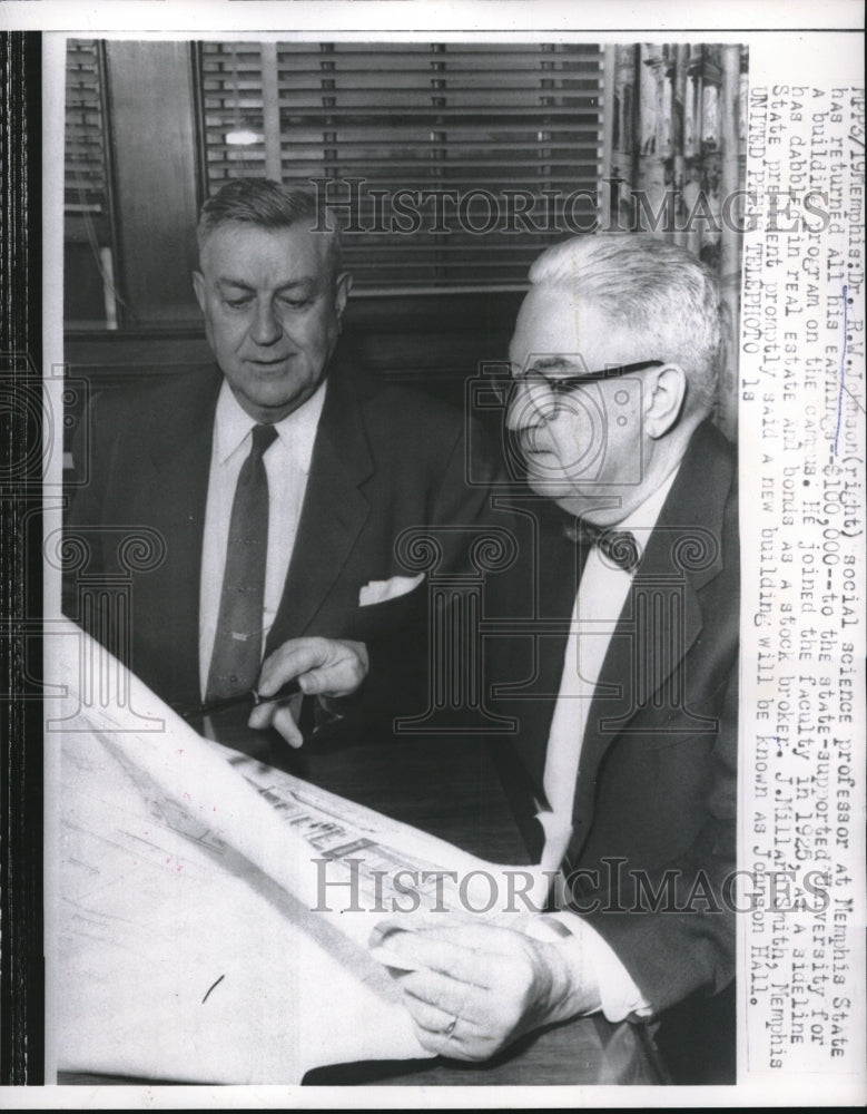 1957 Press Photo R.W. Johnson and J Millari Smith Professors at Memphis State- Historic Images