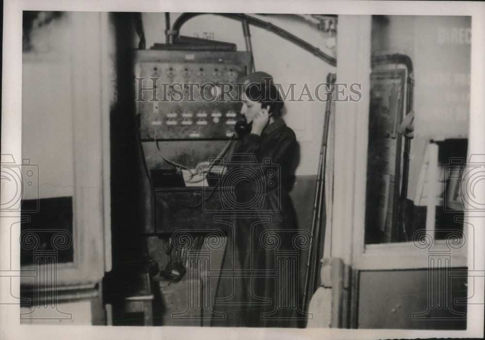 1940 Press Photo French Women Take over Working Positions Men are At War- Historic Images