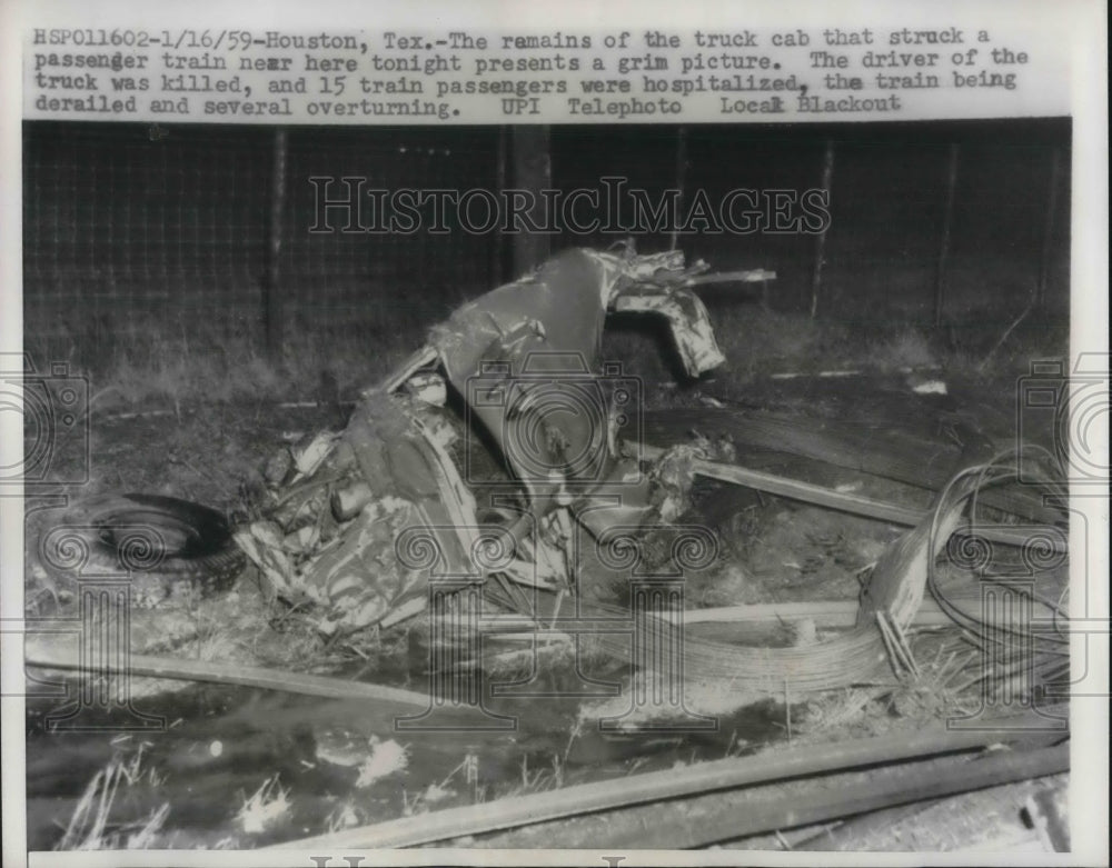 1959 Press Photo Remains of a truck cab that struck a passenger train in Houston- Historic Images