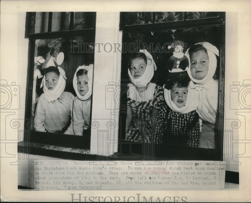 Load image into Gallery viewer, 1948 Press Photo Rochelle, NY Harvey, Mike,Yvonne,Bob,Rbta Masseau at home ill
