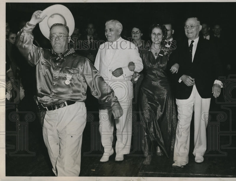 Load image into Gallery viewer, 1938 Press Photo George Wilson, A.F. o L. Ball Frank Morrison, William Green,
