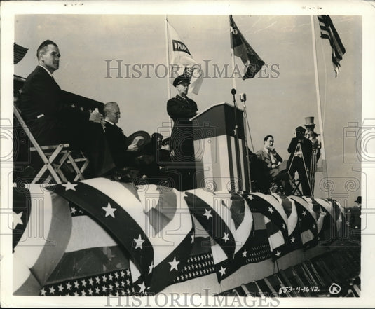 1942 Press Photo Maj MD Tremelin, US Army Rep at Goodyear Aircraft- Historic Images