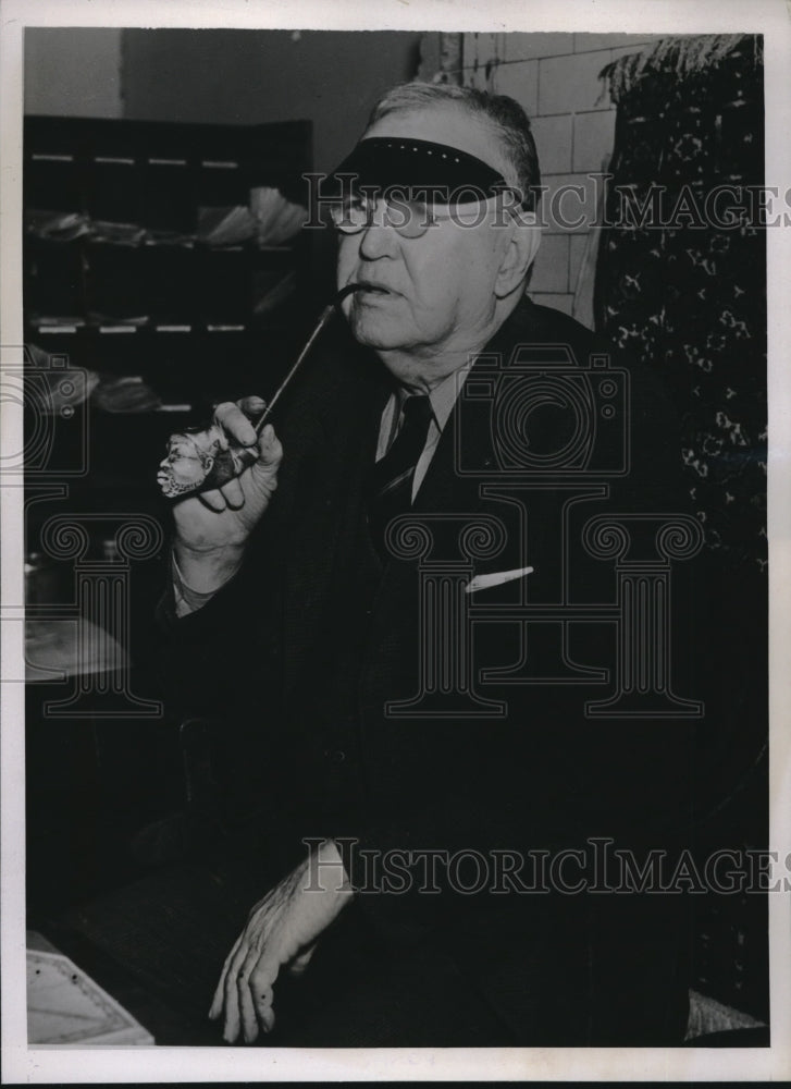 1938 Press Photo Squire George Coleman Heard Charges Against Ken Maynard