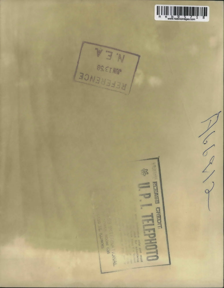 1958 Press Photo Memorial Day Weekend United Nations Secretariat in Background