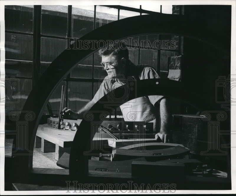 Load image into Gallery viewer, 1953 Press Photo GE turbine factory in Schnectady, NY
