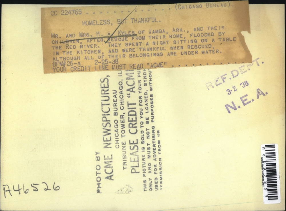 1938 Press Photo Mr and Mrs H. A. Kyles & family rescued from flooded home