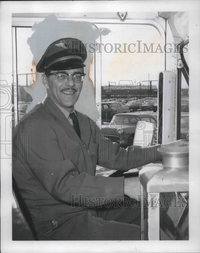 1964 Press Photo Bernard Stark, driving a Cleveland, Ohio bus- Historic Images