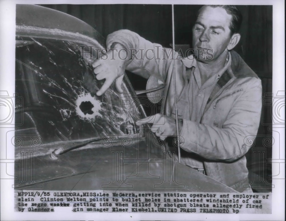 1955 Press Photo Lee McFarrh Working on Car Shotgun Blast Broke Windshield- Historic Images