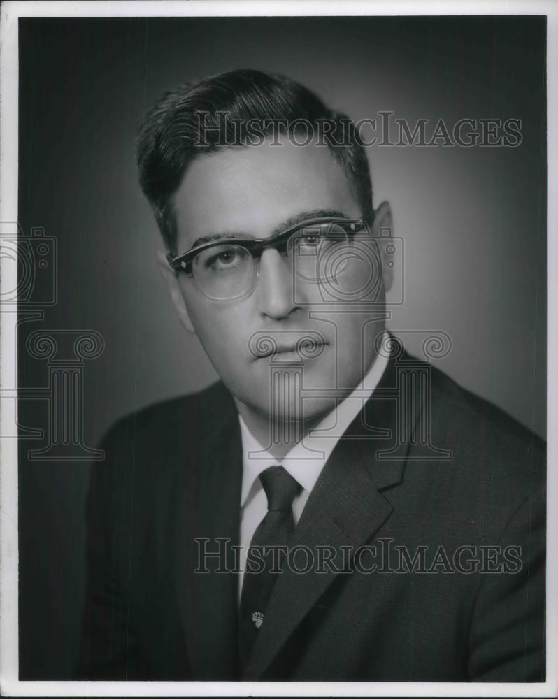 1962 Press Photo Dan Levy Of Israel Consulting Businessman Portrait - neb99171