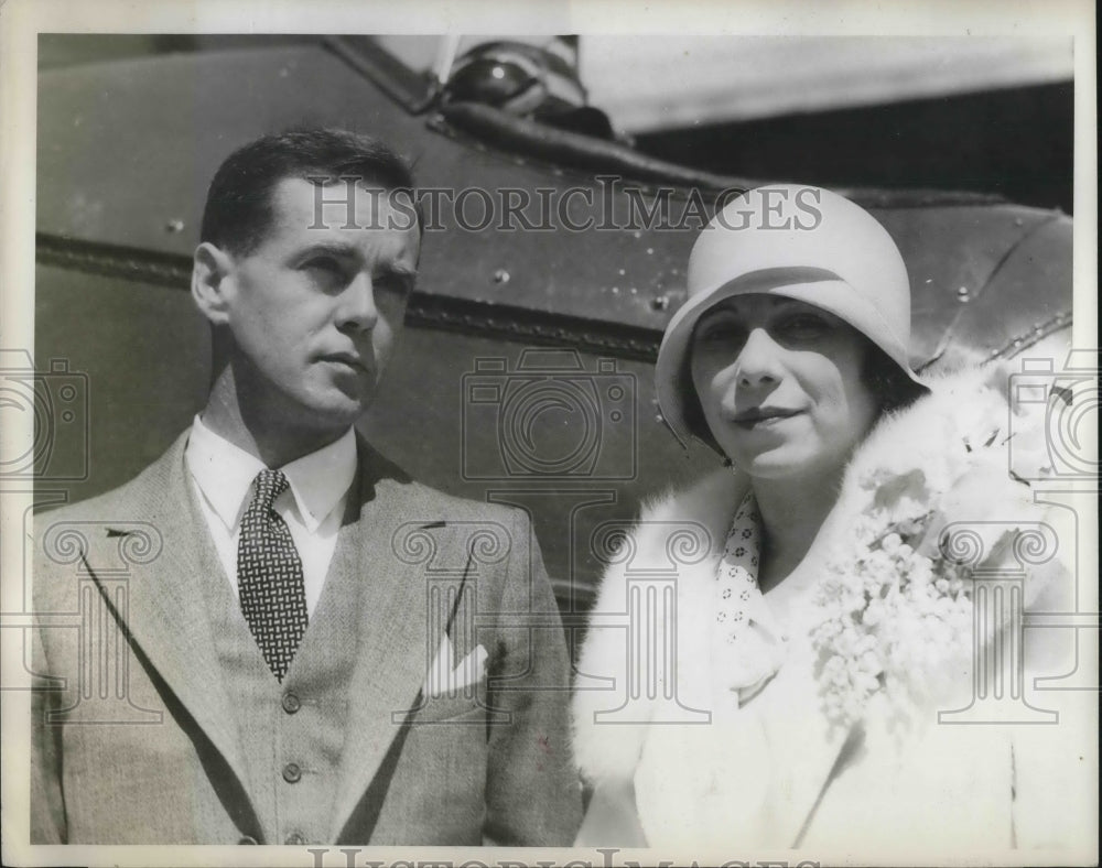 1929 Press Photo Lt. J. A. Bunting of Royal Navy &amp; his bride, Josephine Greco- Historic Images