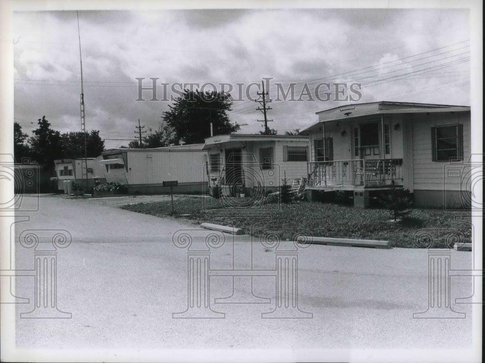 Press Photo Homes at Aurora Road