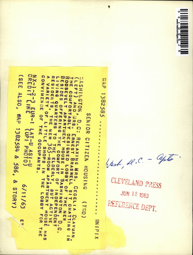 1963 Press Photo Mrs. Cecelia Clayman & Mrs. Ernest Braswell at Elderly Home