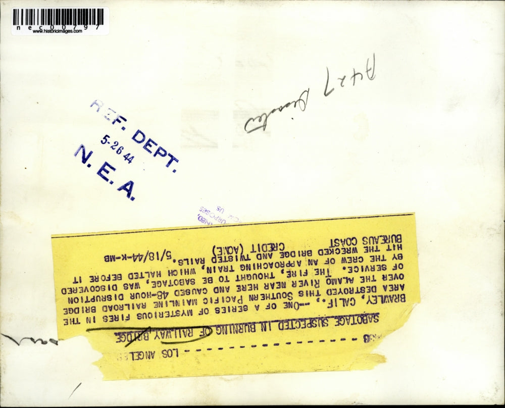 1944 Press Photo Burned Railway Bridge over Alamo River in California