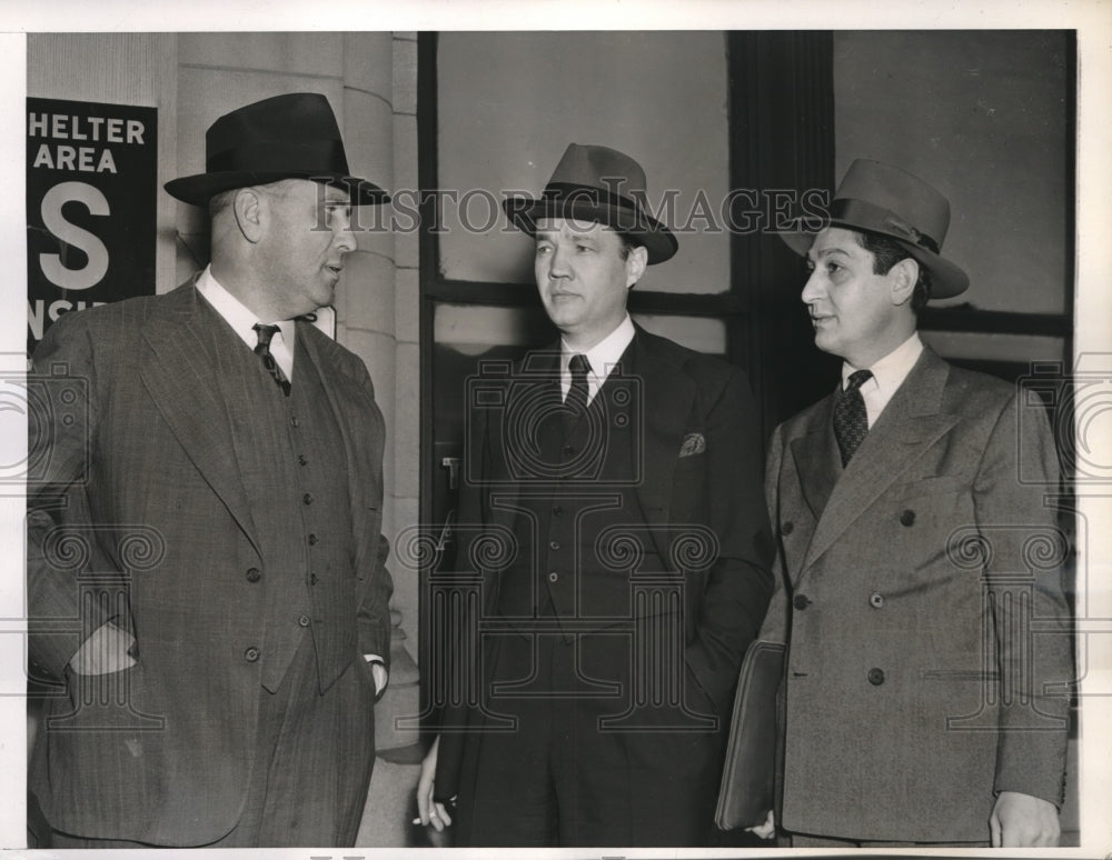 1944 Press Photo John Langan Kidnaps Daughter, Lawyers Charles Walker &amp; C. Ford- Historic Images