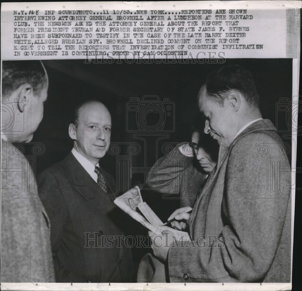 1953 Press Photo NYC, Atty Gen Brownell &amp; reporters about HD White case- Historic Images