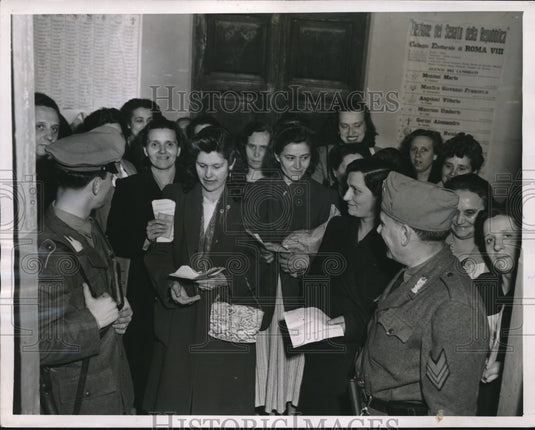1948 Press Photo Women Voting in Italian Election in Rome - nec08129- Historic Images