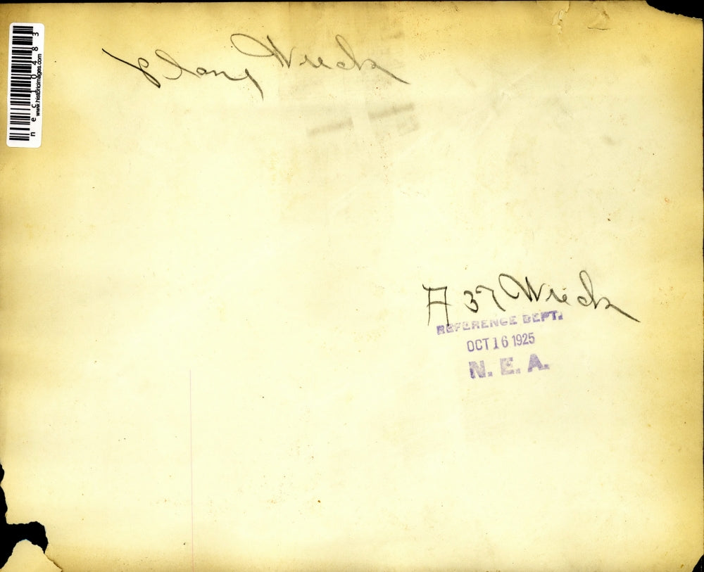 1925 Press Photo Plane Wreckage at Unknown Location