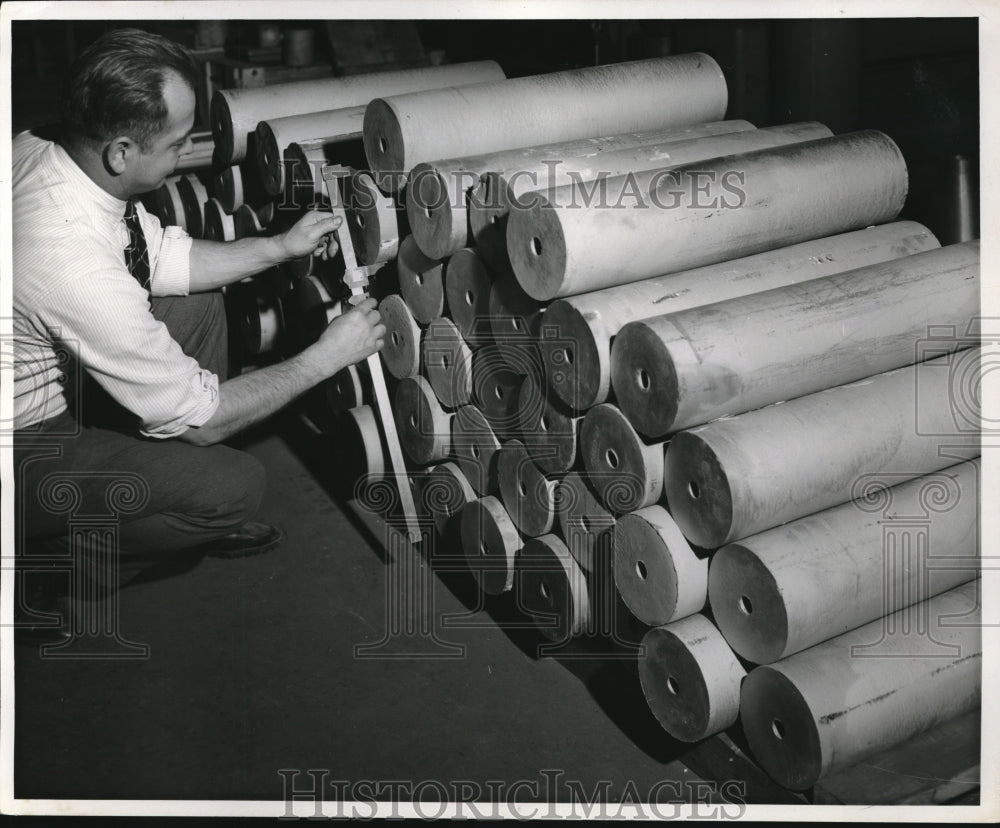 1962 Press Photo Carl Pitsehmann of General Electric Motors- Historic Images