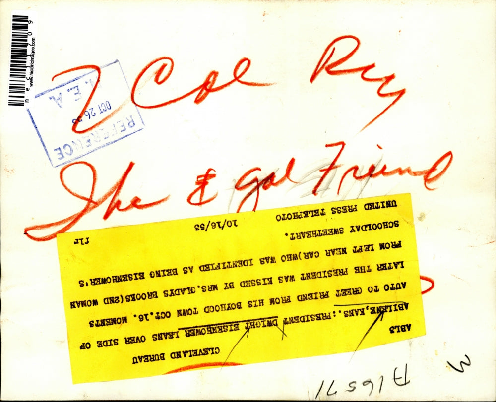 1953 Press Photo Pres Dwight Eisenhower greets friend from hometown Abilene KS