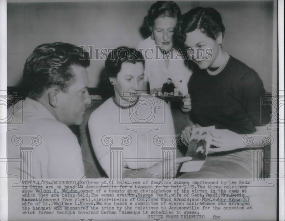 1955 Press Photo Relatives of Korean War POWs