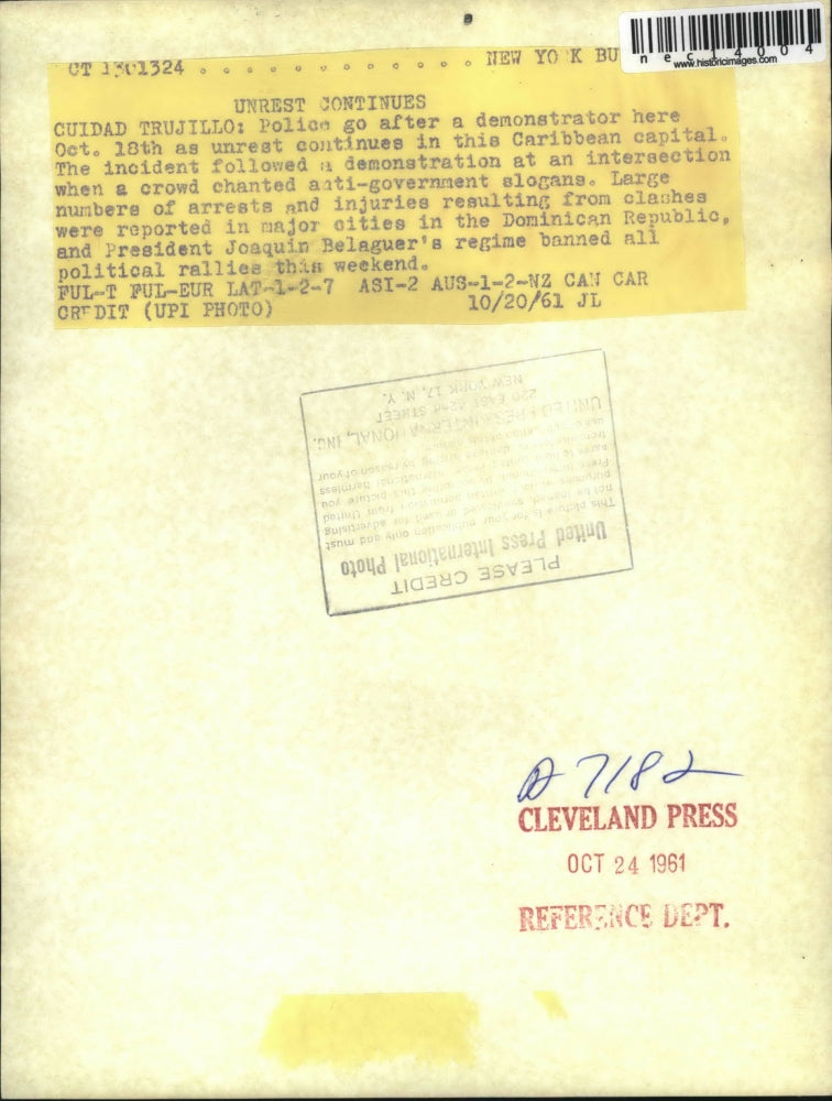 1961 Press Photo Police Go After Demonstrator in Cuidad Trujillo