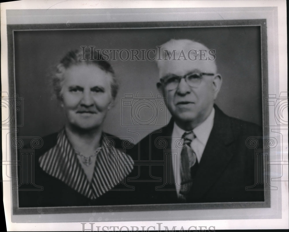 1955 Press Photo Mr. and Mrs. John Cudnick Observe Golden Wedding Anniversary