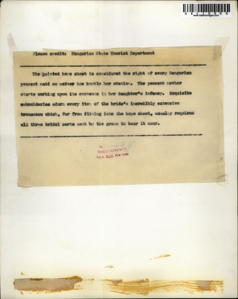 Press Photo Painted chest part of every Hungarian regardless of station in life