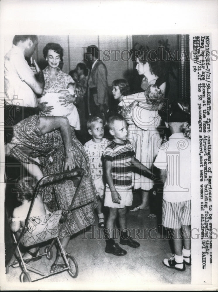 1948 Press Photo Americans Evacuated from Rome Airport