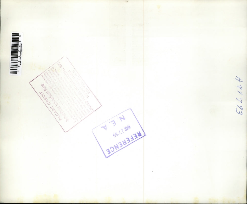 1969 Press Photo Nathan Fink Boston Attorney Presenting Brief on Airplane Issue