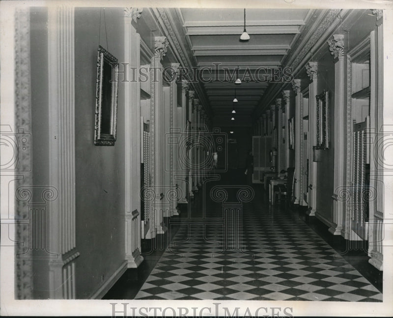 Load image into Gallery viewer, 1937 Press Photo A look at the state department during the middle east crisis
