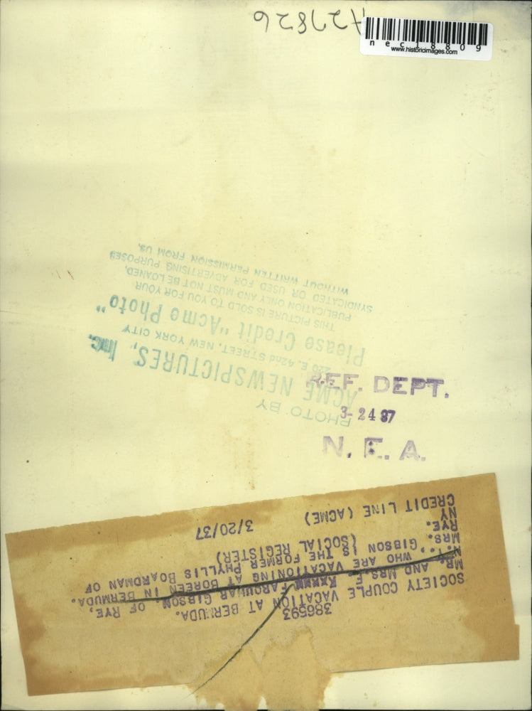 1937 Press Photo Mr & Mrs Farouhar Gibson vacationing at Boreen, Bermuda