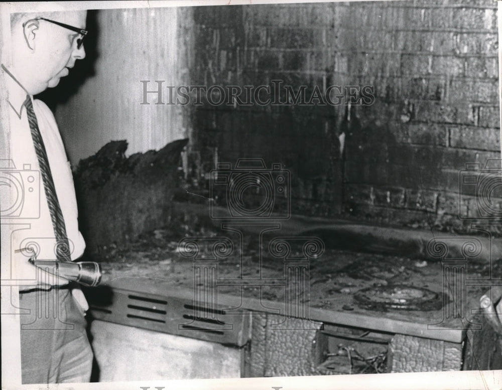 1965 Press Photo Riverside High School Stove Fire Accident