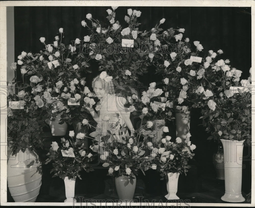 1939 Press Photo Patsy Ann Gering International Flower Show Grand Central Palace