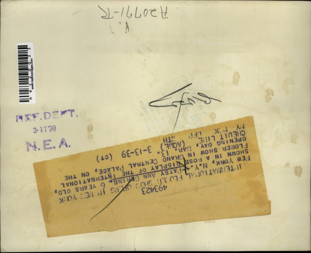 1939 Press Photo Patsy Ann Gering International Flower Show Grand Central Palace