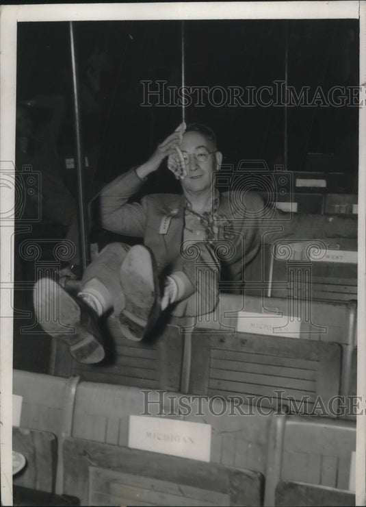 1940 Press Photo Delegate Glaucus Bryant Tired At Democratic National Convention