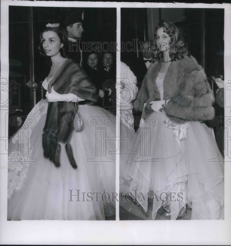 Load image into Gallery viewer, 1954 Press Photo Romes Opera Opening Maggi Mariotti &amp; Leni Paradiso
