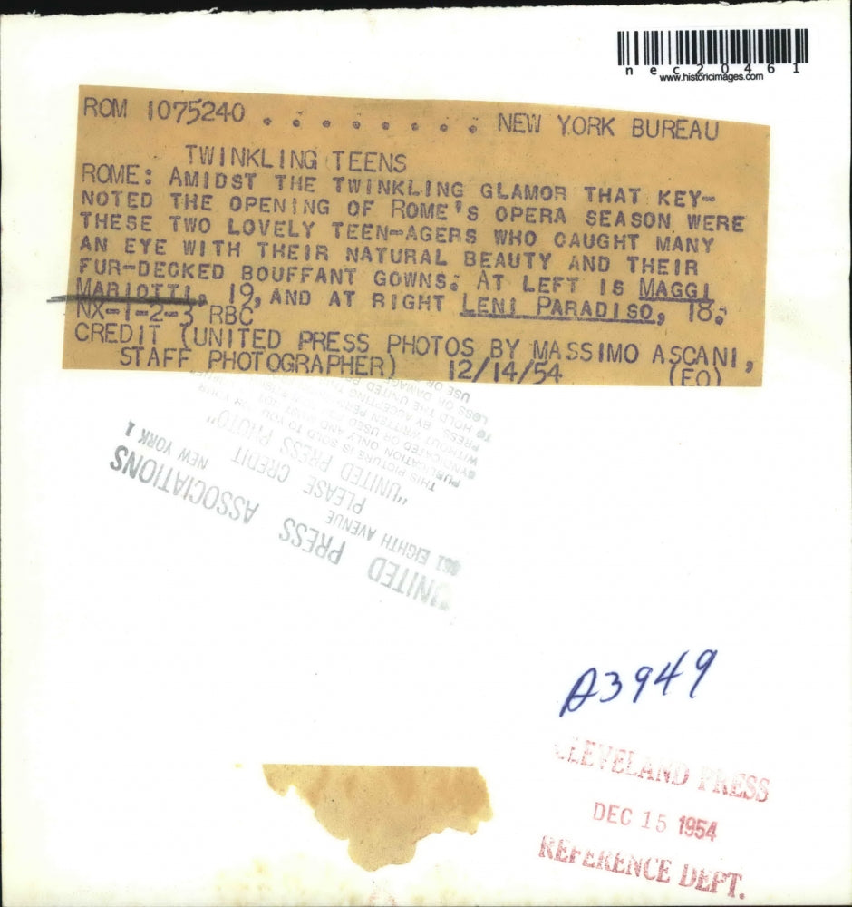 1954 Press Photo Romes Opera Opening Maggi Mariotti & Leni Paradiso