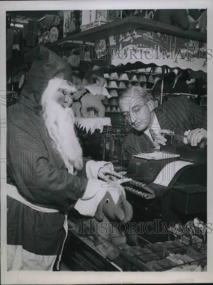 Load image into Gallery viewer, 1944 Press Photo OPS Administrator Rae Walters &amp; Santa Dorothy Massman
