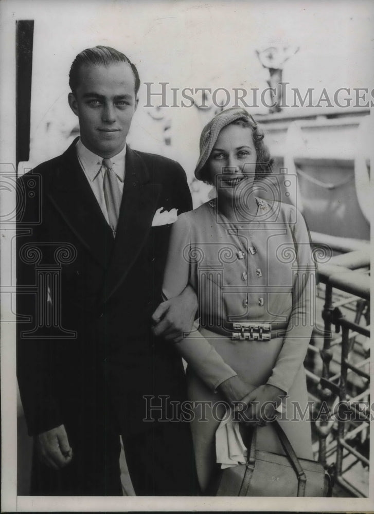 1933 Press Photo Dorothy Fell to Wed Woolworth Donahue Heir to 10 Cent Store