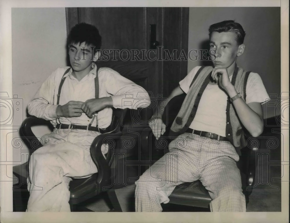 1940 Press Photo Bernard Byrne Age 15 & Donald Blood Age 16 Stole a Plane