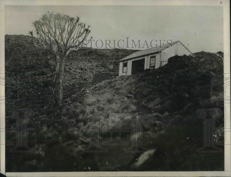 Load image into Gallery viewer, 1927 Press Photo Observers House in Mount Brukkaros in Southwest Africa
