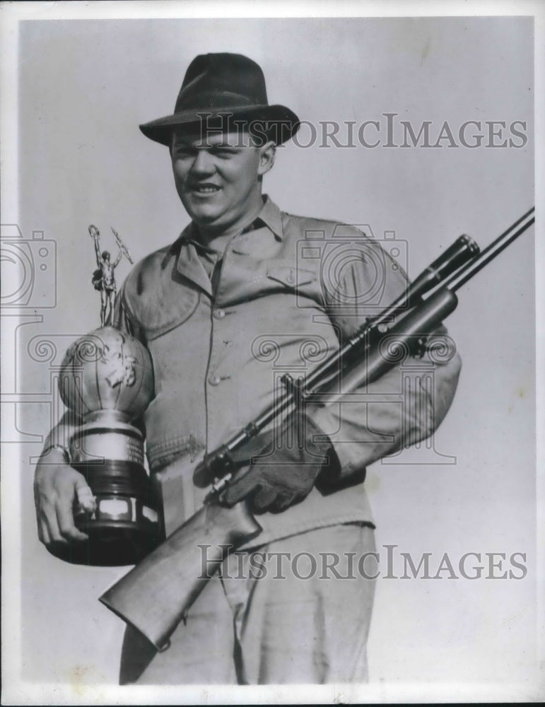 1940 Press Photo Glendale California Otto Marckman Southern Gun Champion